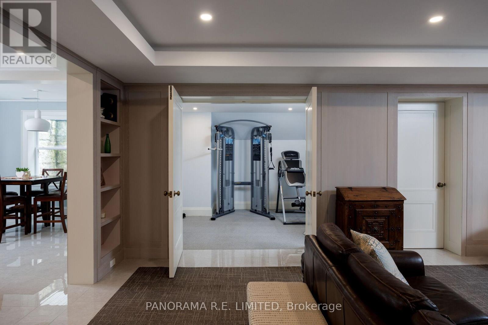 19 Graystone Gardens, Toronto, Ontario  M8Z 3C2 - Photo 36 - W12597884