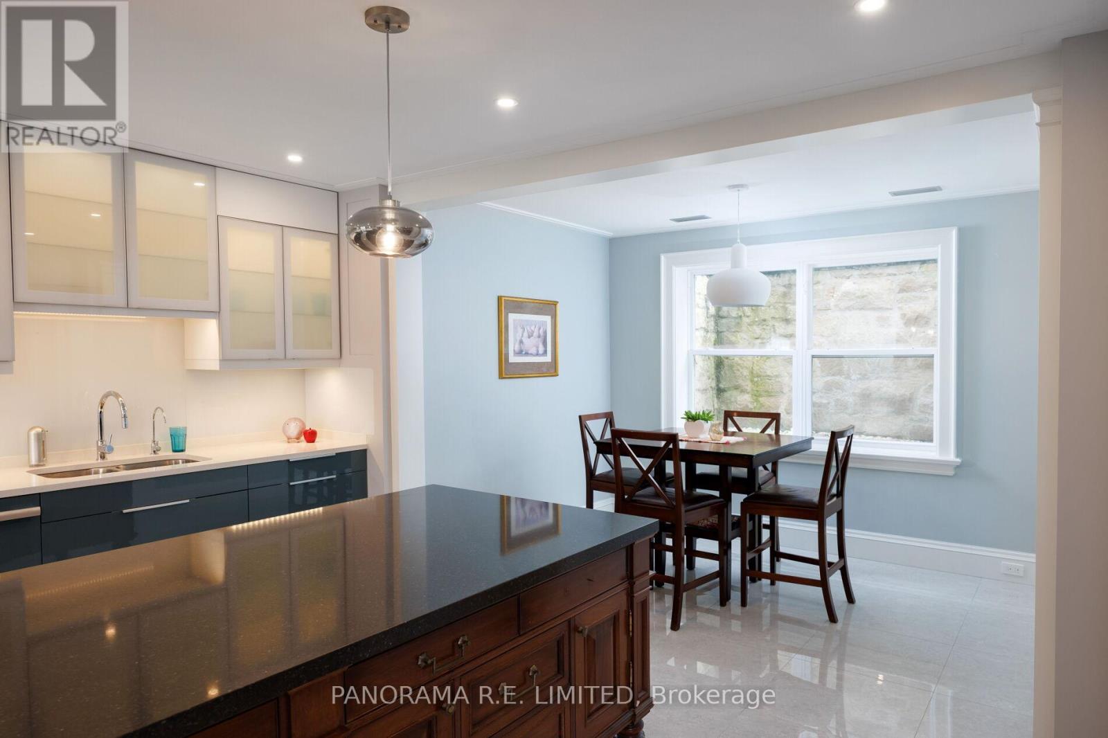 19 Graystone Gardens, Toronto, Ontario  M8Z 3C2 - Photo 38 - W12597884