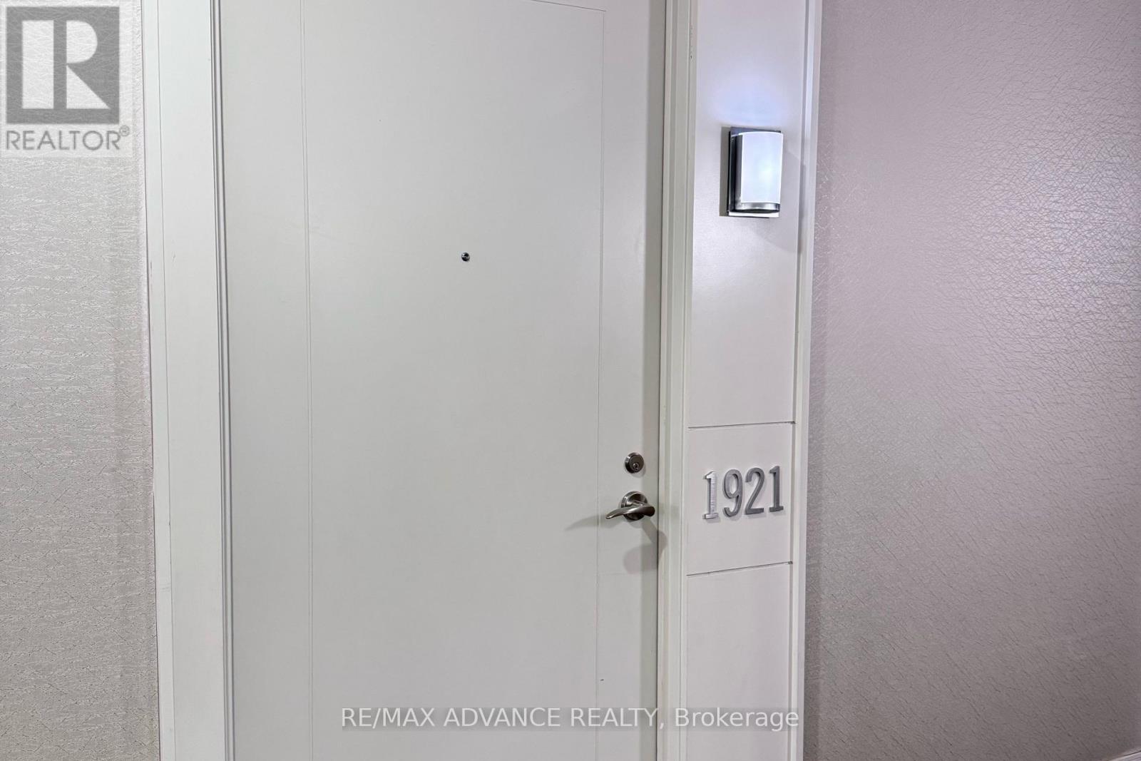 1921 - 800 Lawrence Avenue W, Toronto, Ontario  M6A 0B1 - Photo 5 - W12597898