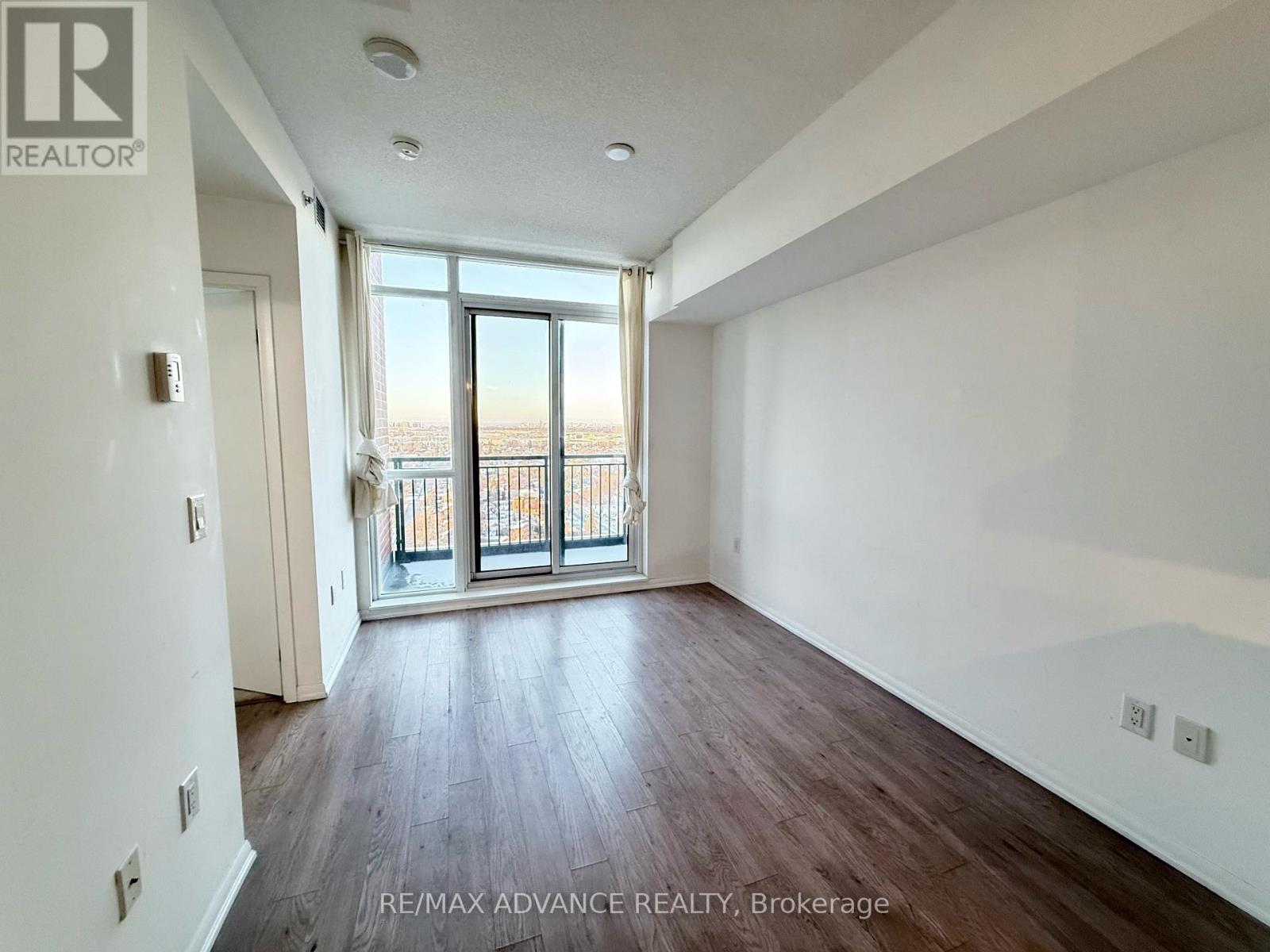 1921 - 800 Lawrence Avenue W, Toronto, Ontario  M6A 0B1 - Photo 7 - W12597898