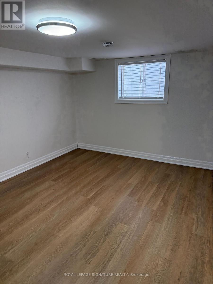 Lower - 25 Joseph Street, Mississauga, Ontario  L5M 1N8 - Photo 6 - W12597902