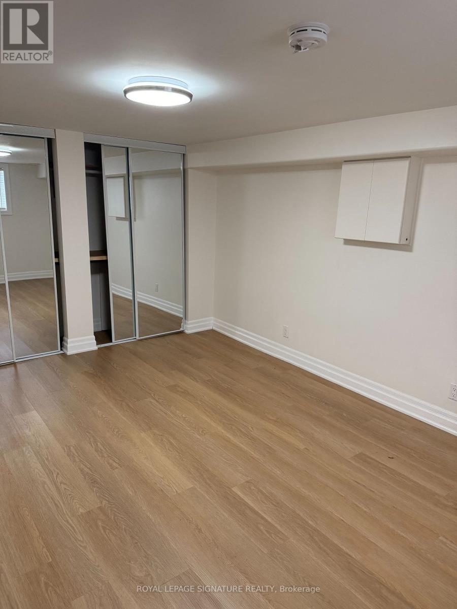 Lower - 25 Joseph Street, Mississauga, Ontario  L5M 1N8 - Photo 7 - W12597902