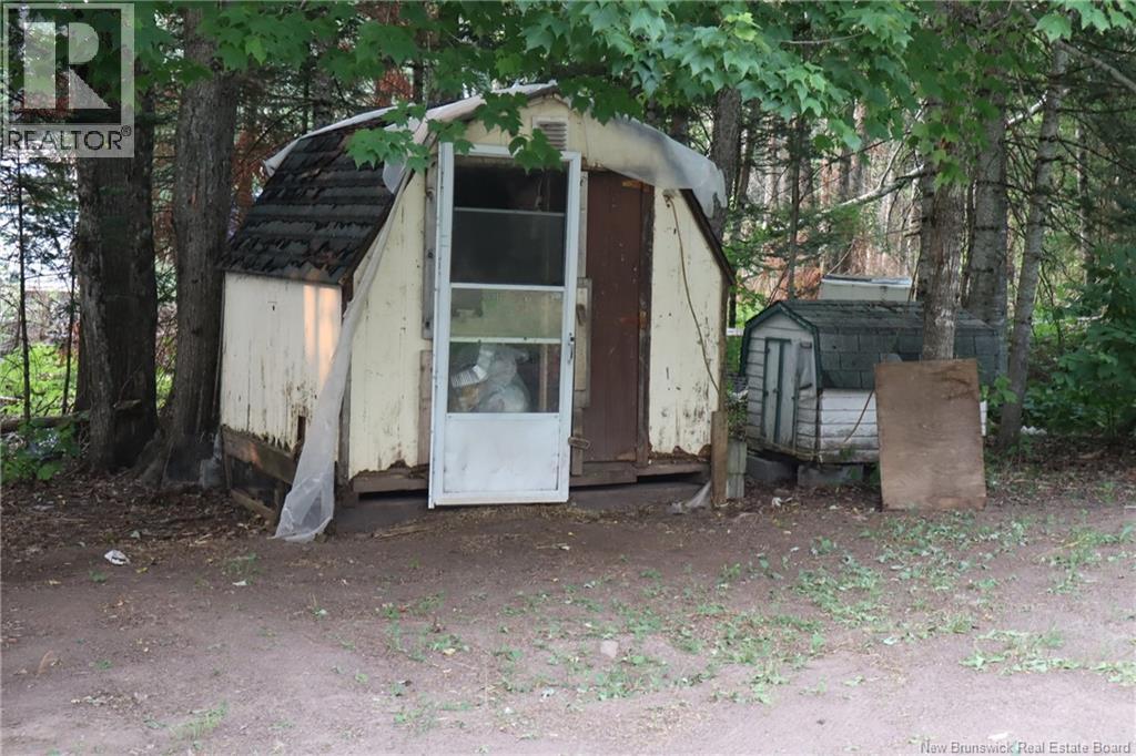 916 Sanatorium Road, Moncton, New Brunswick E4J 1X8 - Photo 9 - NB130983