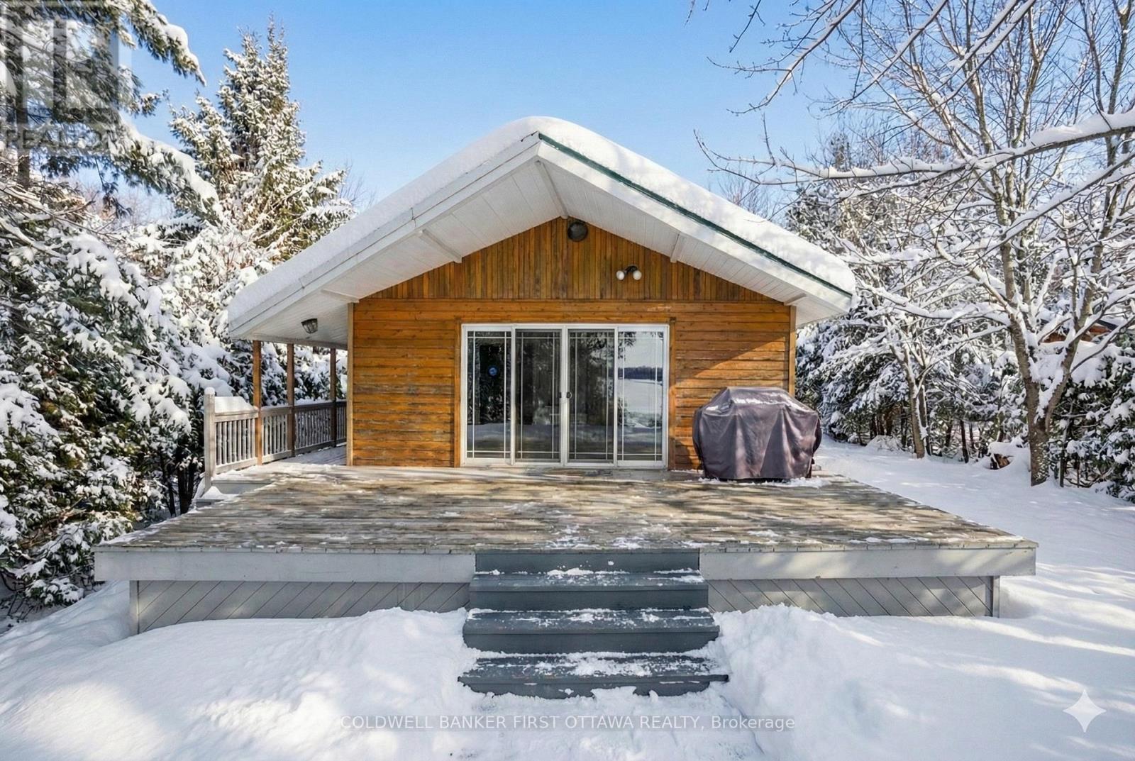 193 Pretties Island Road, Drummond/north Elmsley, Ontario K7C 4K8 - Photo 3 - X12146432