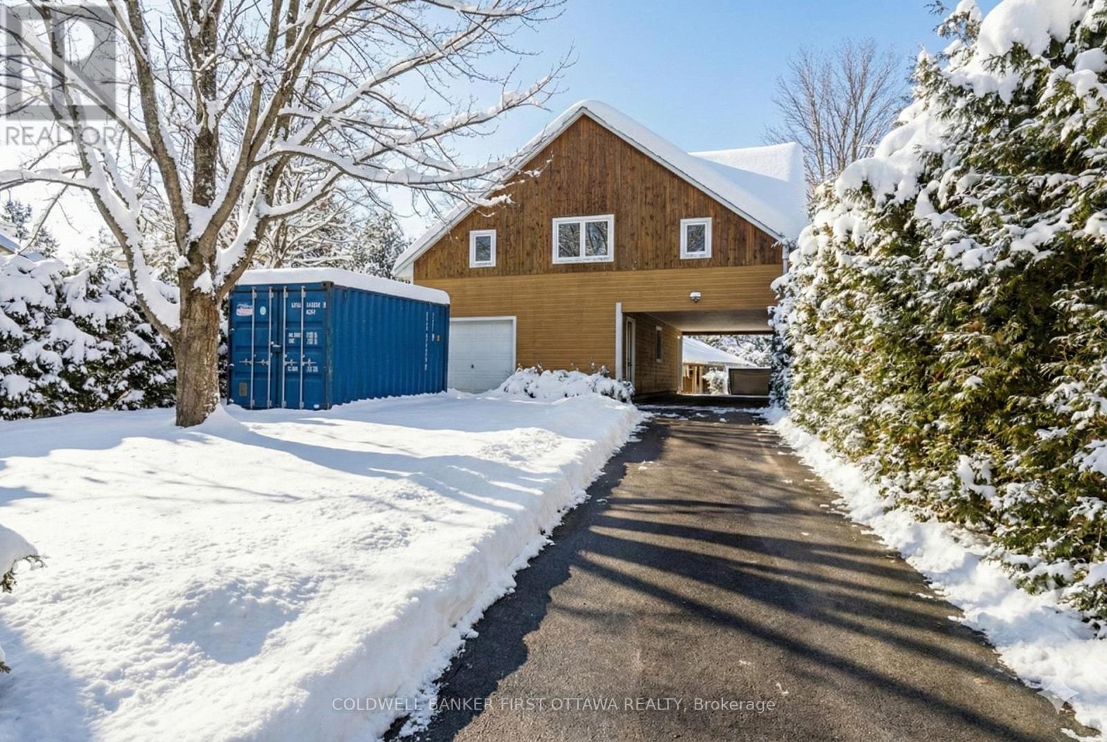 193 Pretties Island Road, Drummond/north Elmsley, Ontario K7C 4K8 - Photo 4 - X12146432