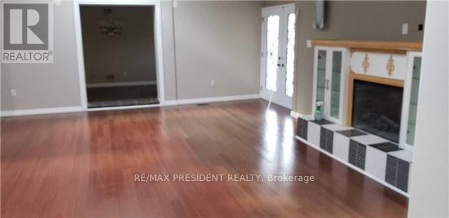 16 Beamish Court, Brampton (Toronto Gore Rural Estate), Ontario  L6P 0X8 - Photo 8 - W12536336