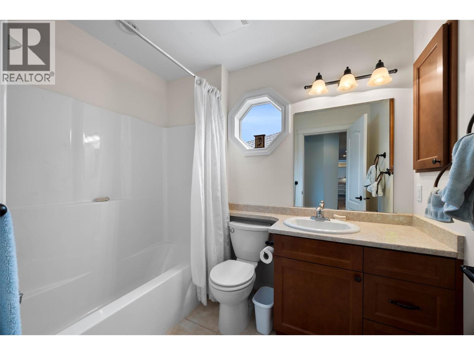 3573 Navatanee Drive Kamloops Photo 16 3573 Navatanee Drive Kamloops Photo 16