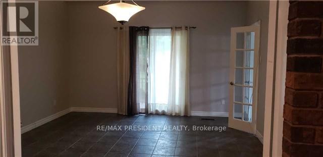 16 Beamish Court, Brampton (Toronto Gore Rural Estate), Ontario  L6P 0X8 - Photo 9 - W12536336