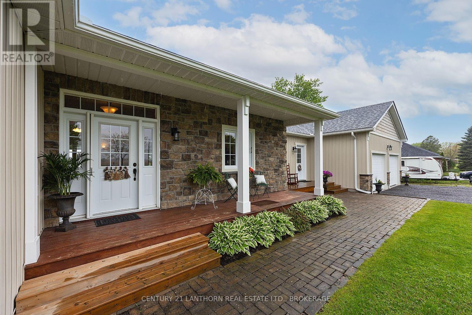 9430 County 2 Road W, Greater Napanee, Ontario  K7R 3L1 - Photo 2 - X12598040