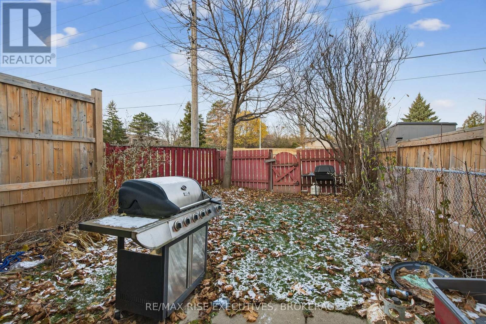 114 - 924 Amberdale Crescent, Kingston, Ontario  K7M 6V1 - Photo 20 - X12598150