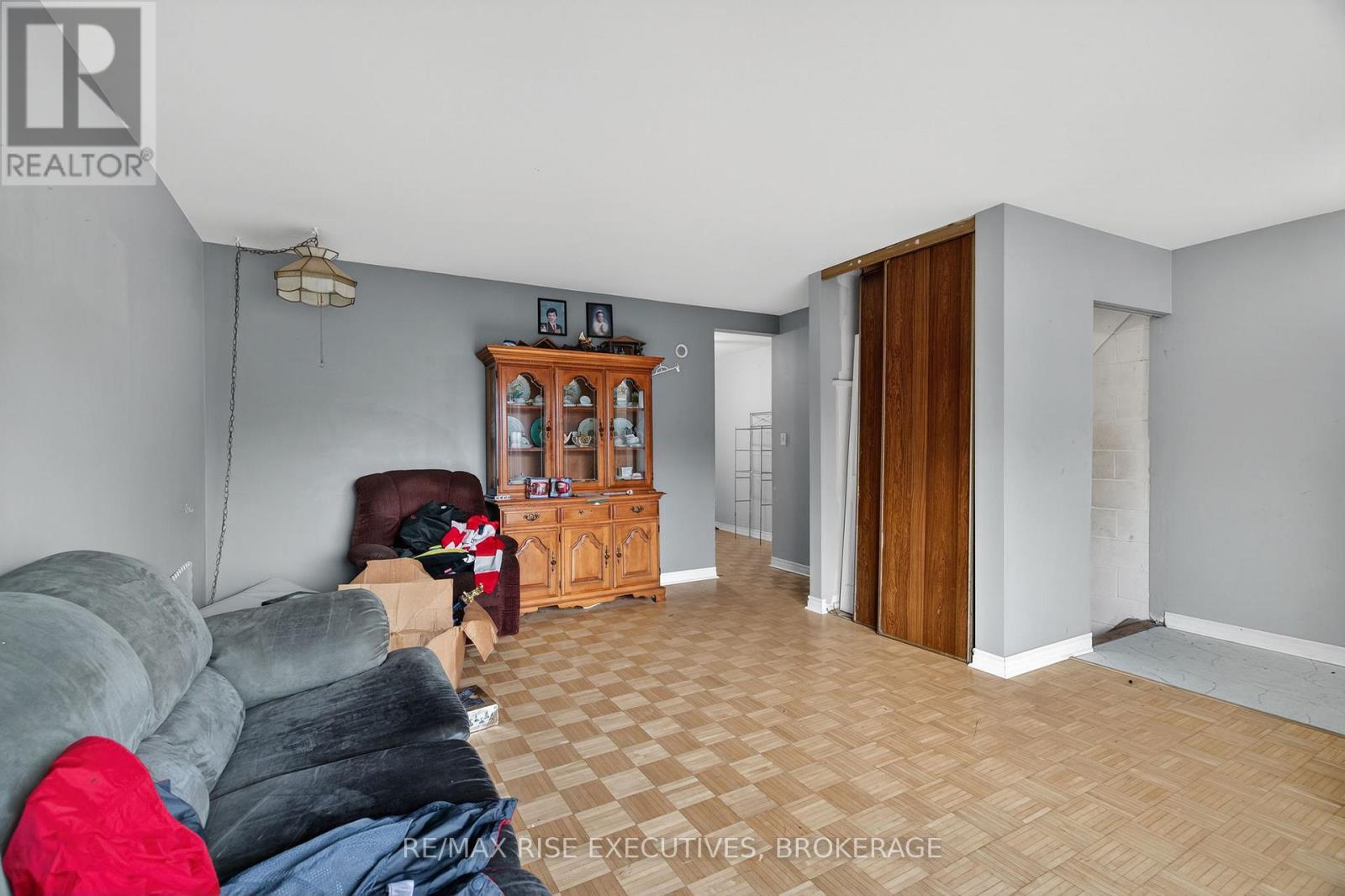 114 - 924 Amberdale Crescent, Kingston, Ontario  K7M 6V1 - Photo 5 - X12598150