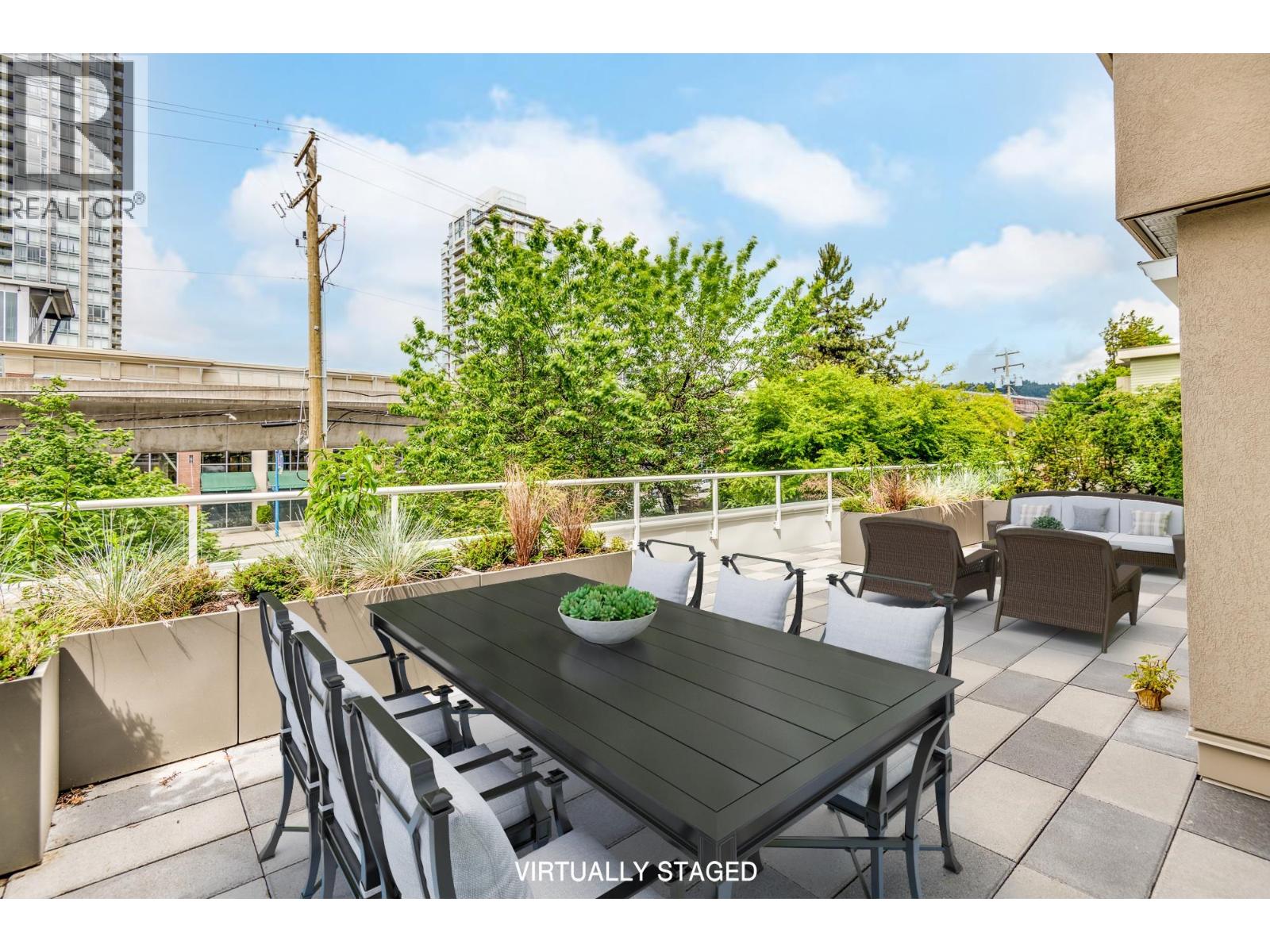 102 501 Cochrane Avenue, Coquitlam, British Columbia  V3J 7W5 - Photo 1 - R3058031