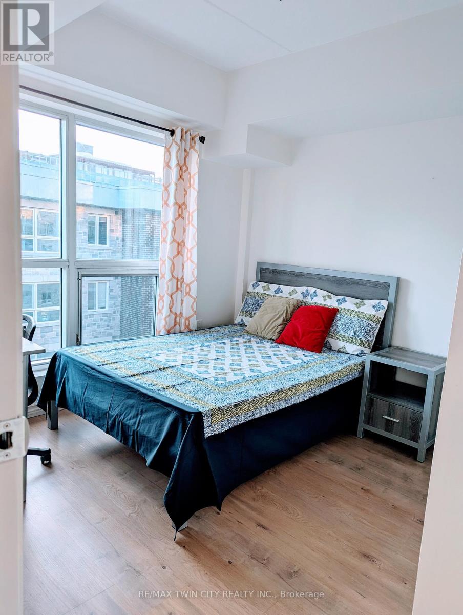 514 - 275 Larch Street, Waterloo, Ontario  N2L 3R2 - Photo 11 - X12597858