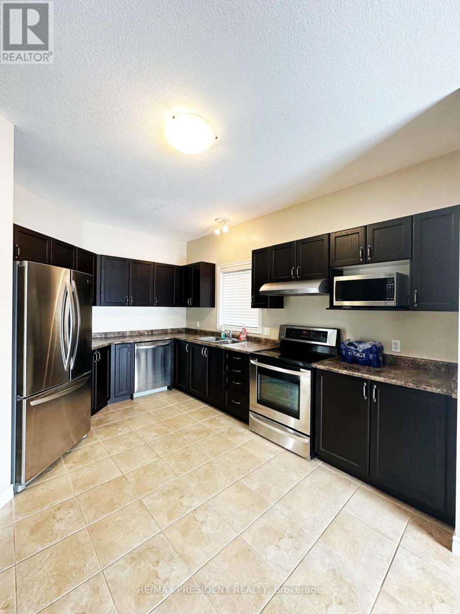 108 Yates Avenue, Cambridge, Ontario  N1P 0A4 - Photo 6 - X12597864