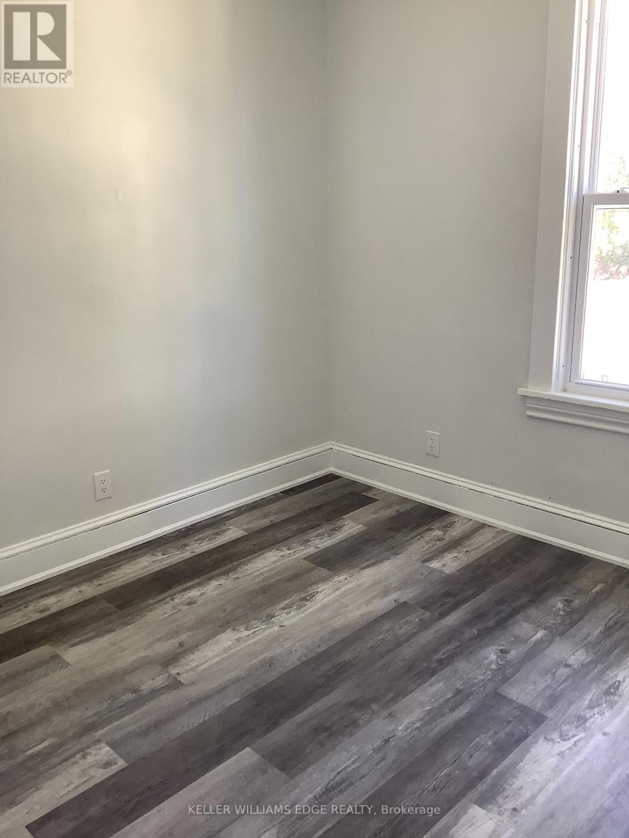 4 - 90 Kent Street S, Norfolk, Ontario  N3Y 2X9 - Photo 9 - X12597872