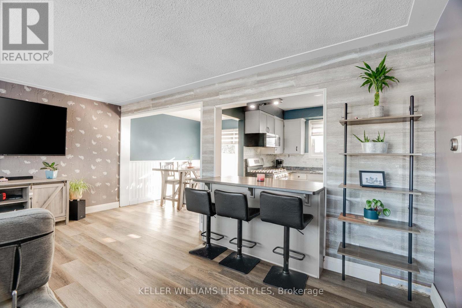 141 Graham Street, Southwest Middlesex, Ontario  N0L 1M0 - Photo 15 - X12597986