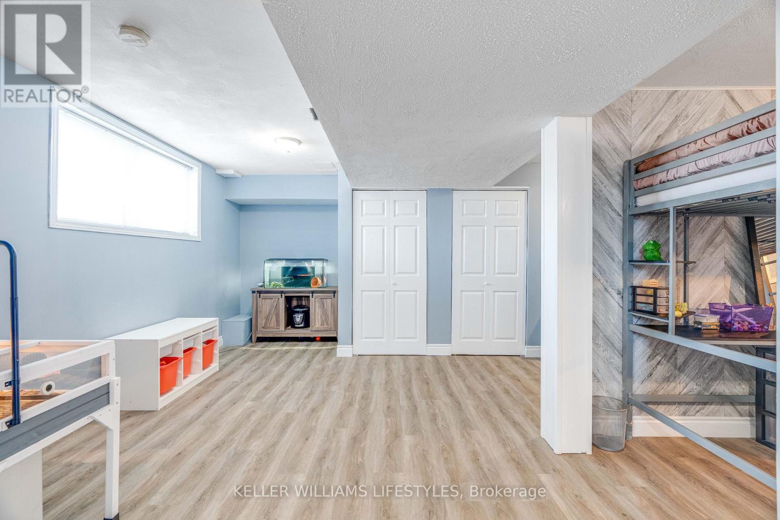 141 Graham Street, Southwest Middlesex, Ontario  N0L 1M0 - Photo 36 - X12597986