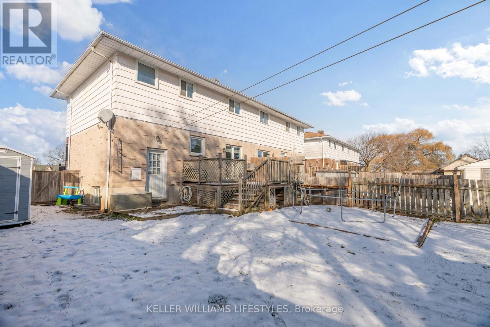 141 Graham Street, Southwest Middlesex, Ontario  N0L 1M0 - Photo 45 - X12597986