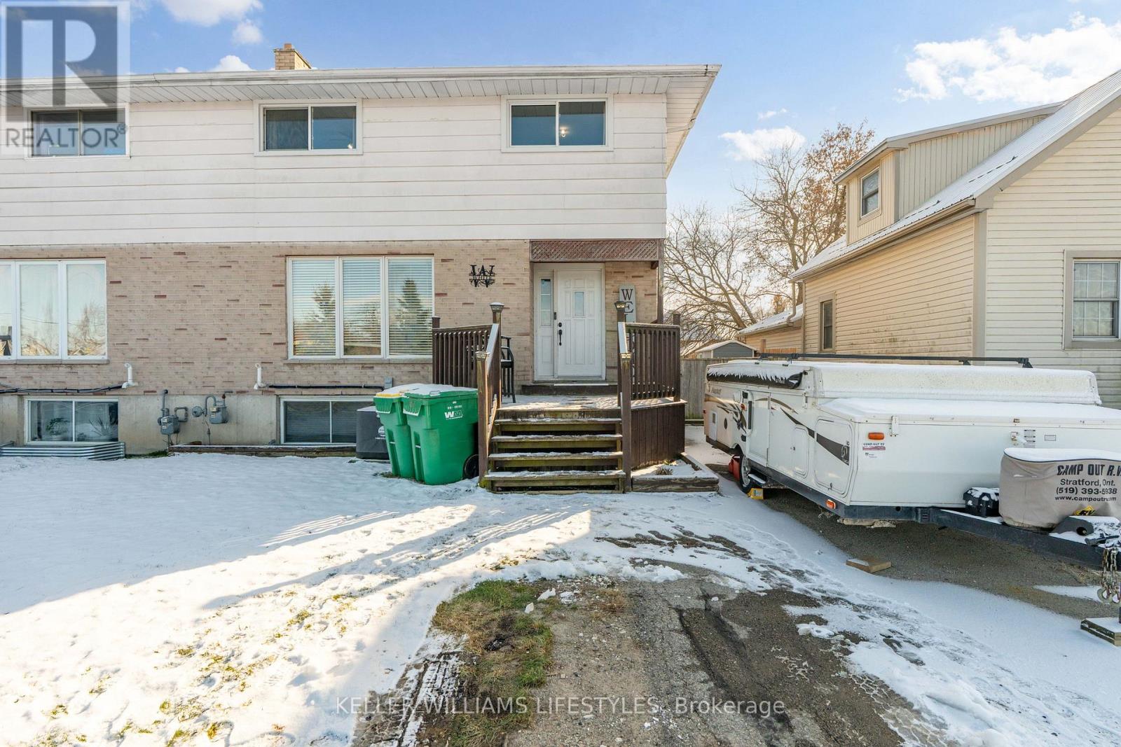 141 Graham Street, Southwest Middlesex, Ontario  N0L 1M0 - Photo 6 - X12597986