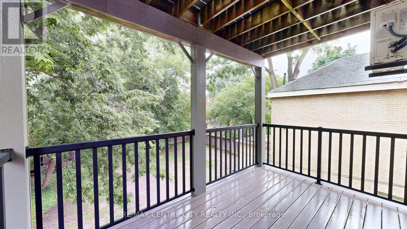 2 - 598 Princess Avenue, London East, Ontario  N6B 2B9 - Photo 3 - X12598114