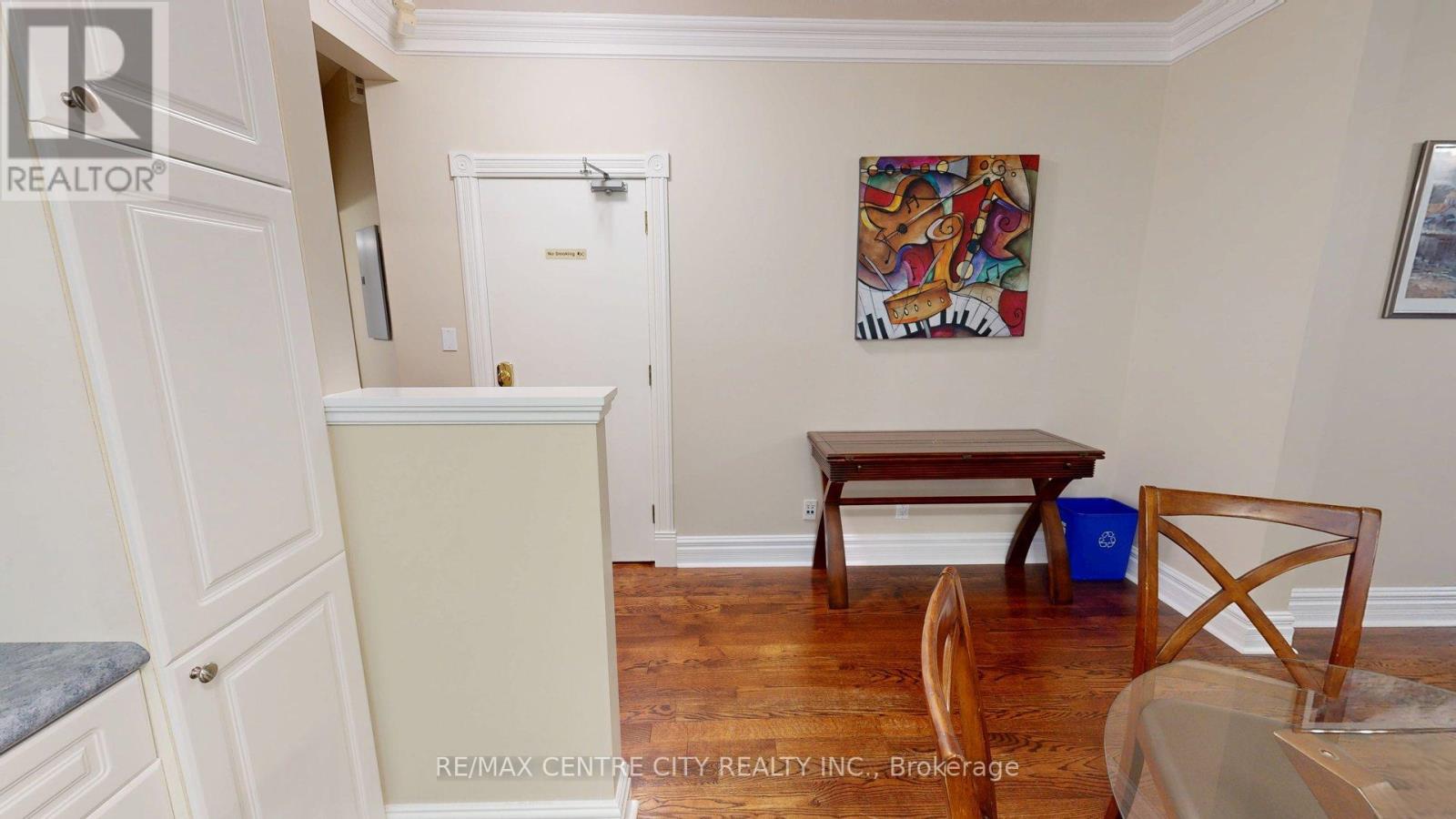 2 - 598 Princess Avenue, London East, Ontario  N6B 2B9 - Photo 5 - X12598114