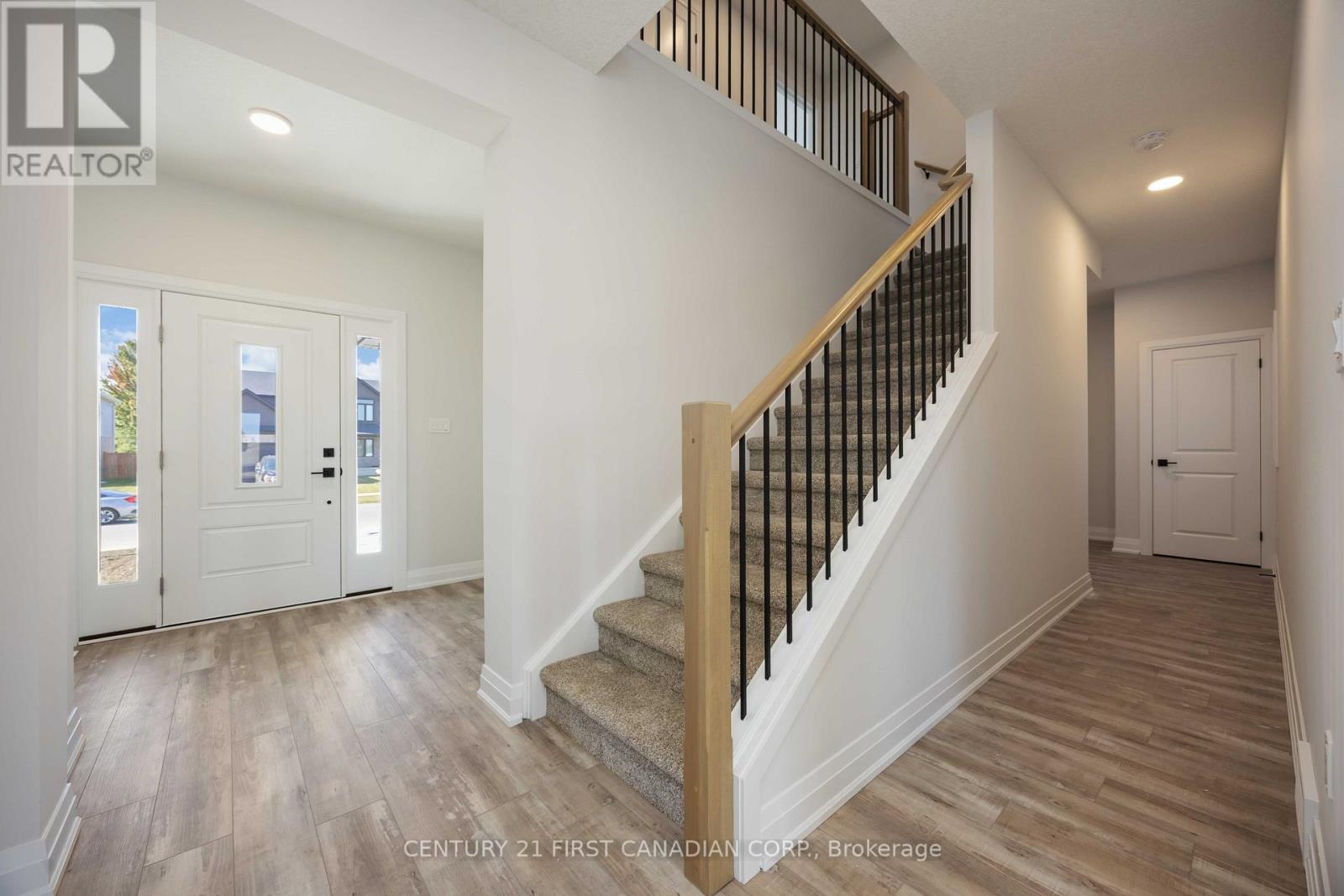 7 Doerr Court, North Middlesex, Ontario  N0M 1A0 - Photo 13 - X12598122