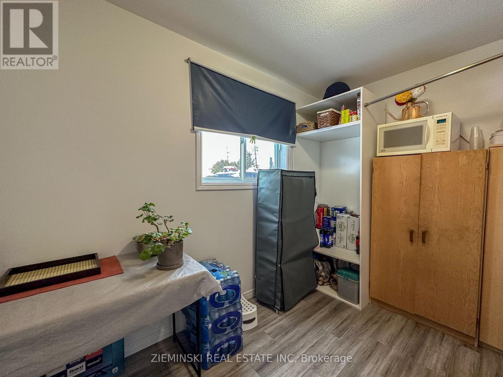 307 Ambridge Drive, Iroquois Falls, Ontario  P0K 1G0 - Photo 8 - T12598084