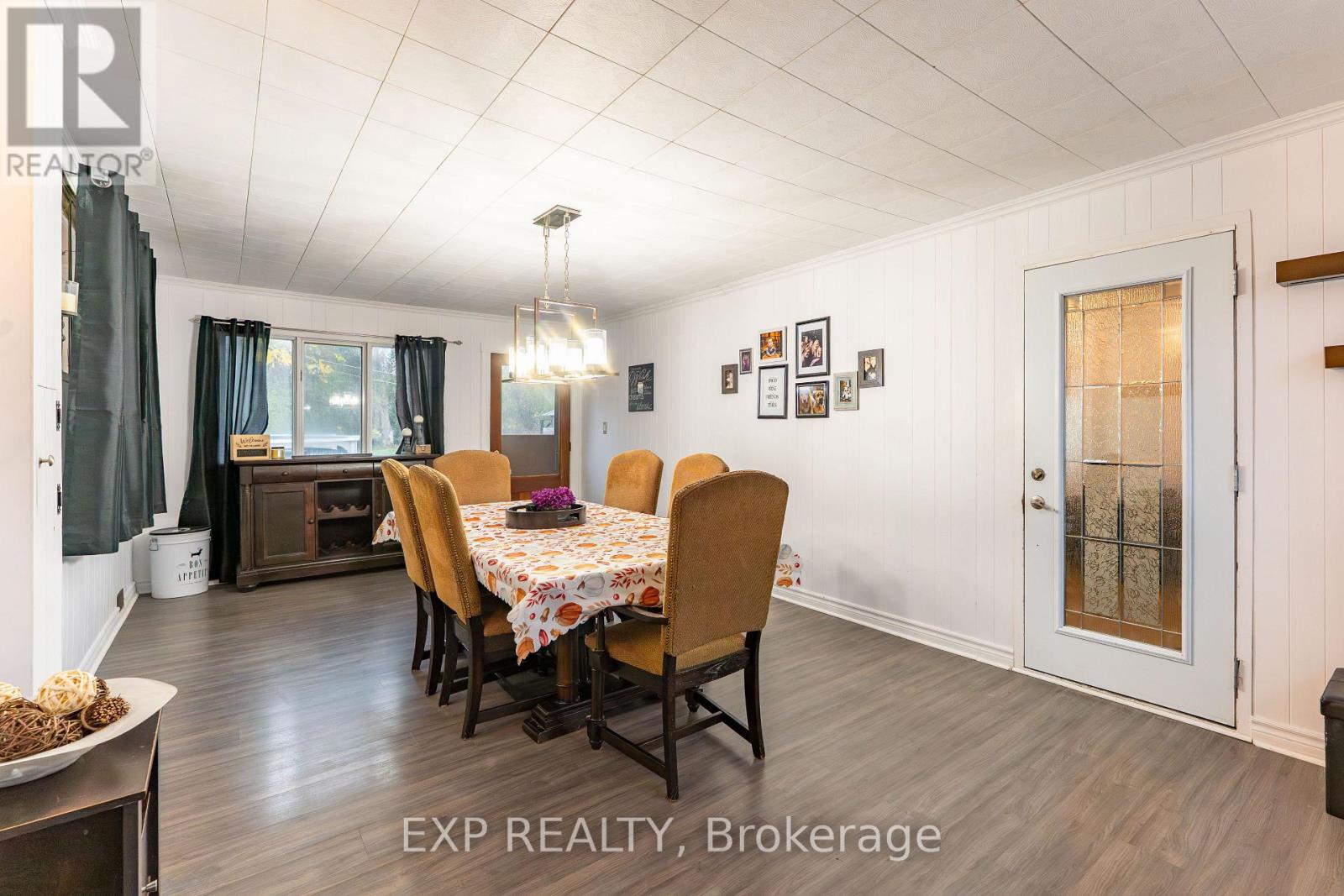 635 Front Road W, Champlain, Ontario  K0B 1K0 - Photo 14 - X12597936