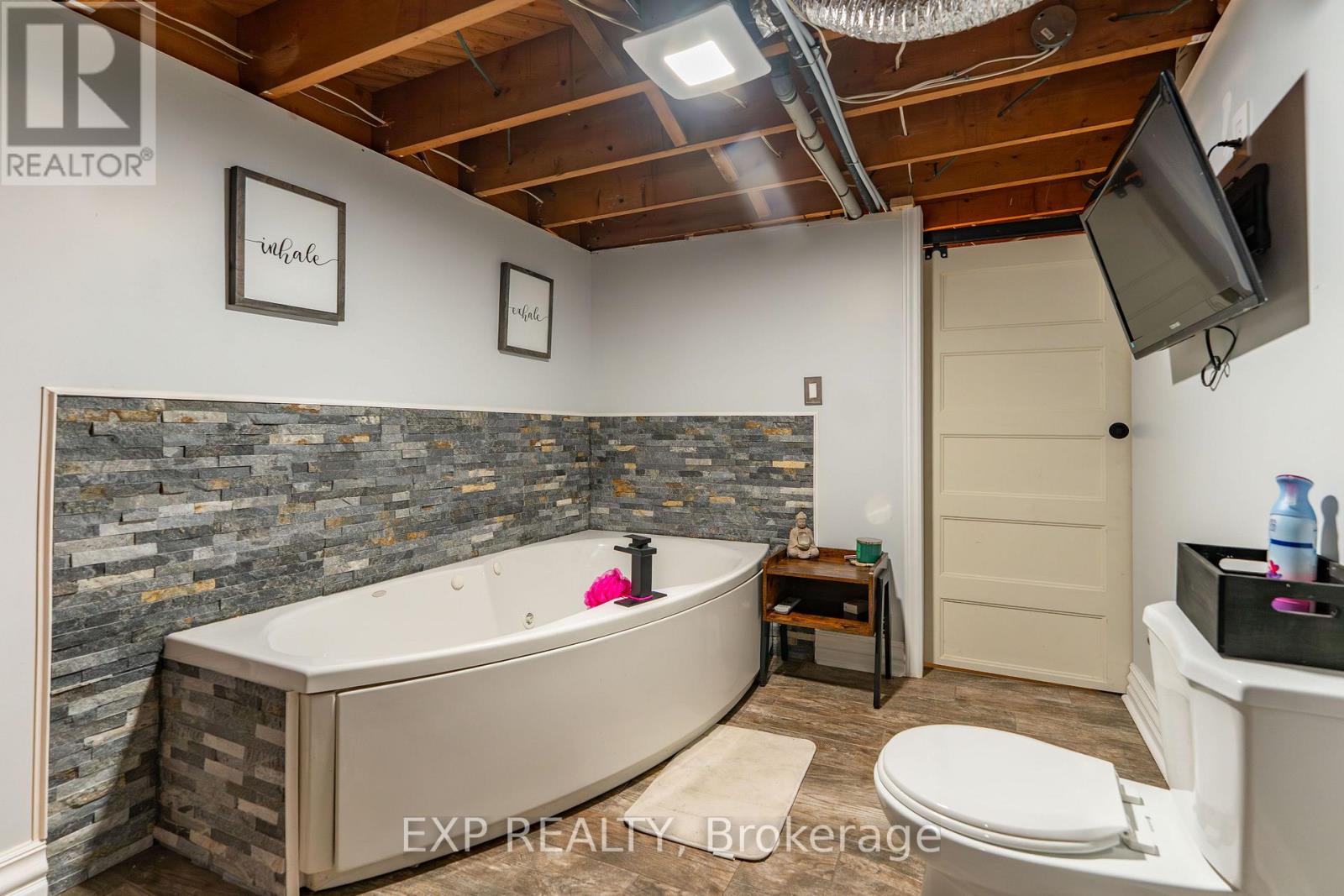 635 Front Road W, Champlain, Ontario  K0B 1K0 - Photo 26 - X12597936