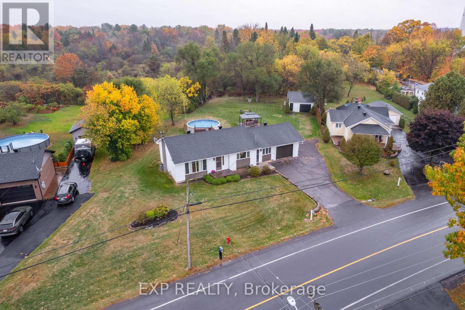 635 Front Road W, Champlain, Ontario  K0B 1K0 - Photo 45 - X12597936