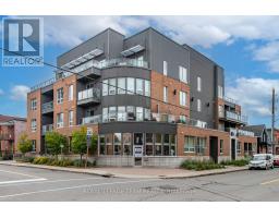 102 - 390 BOOTH STREET