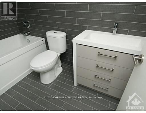 1102 - 428 Sparks Street, Ottawa, Ontario  K1R 0B3 - Photo 14 - X12597982