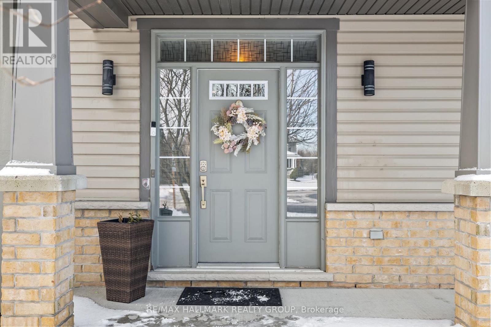 601 Rosehill Avenue, Ottawa, Ontario  K2S 0K3 - Photo 5 - X12598068