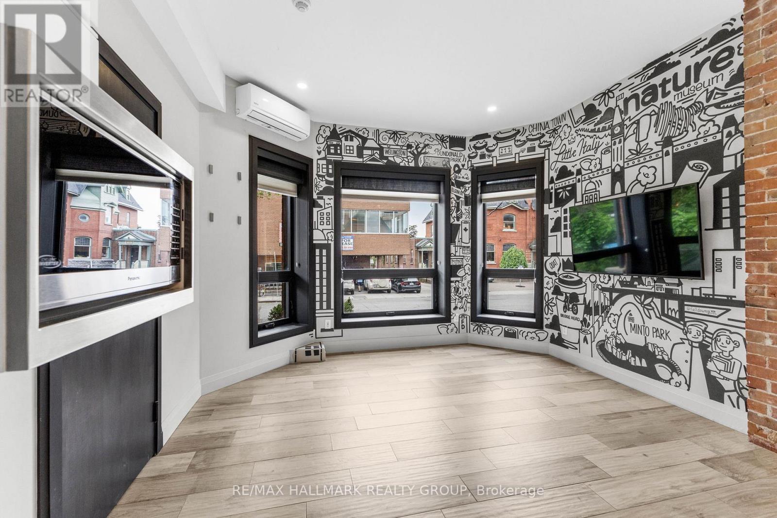 1 - 201 Maclaren Street, Ottawa, Ontario  K2P 0L4 - Photo 9 - X12598072