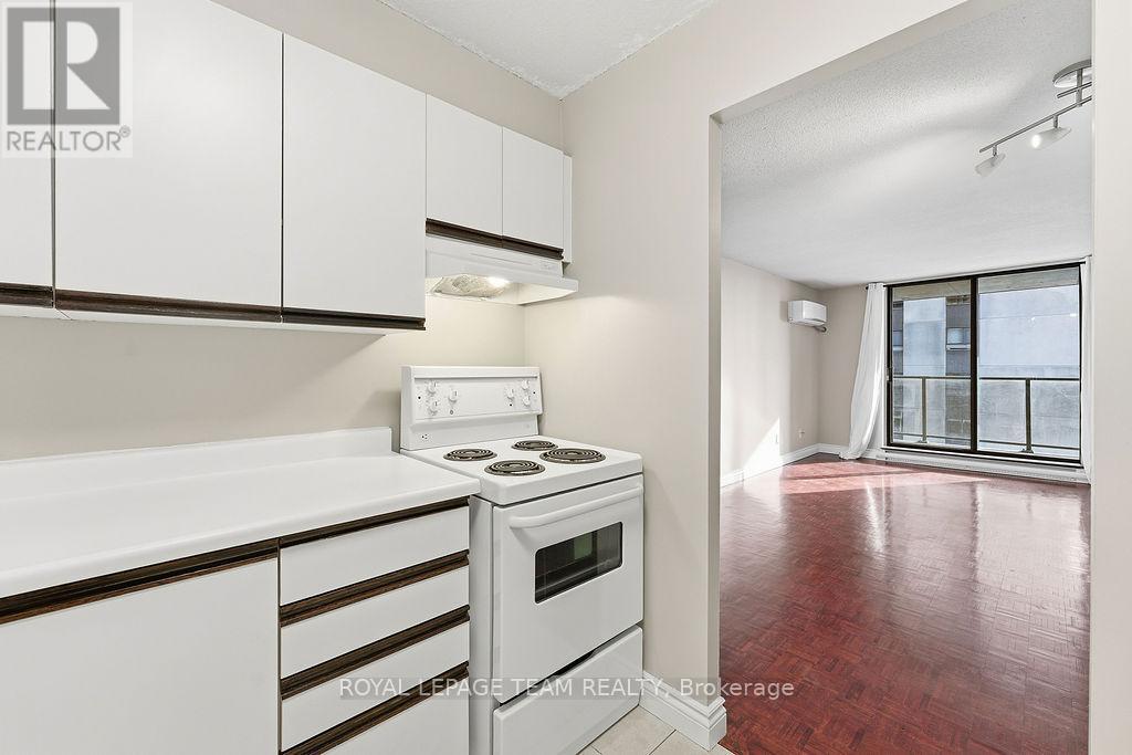 906 - 475 Laurier Avenue W, Ottawa, Ontario  K1R 7X1 - Photo 14 - X12598078