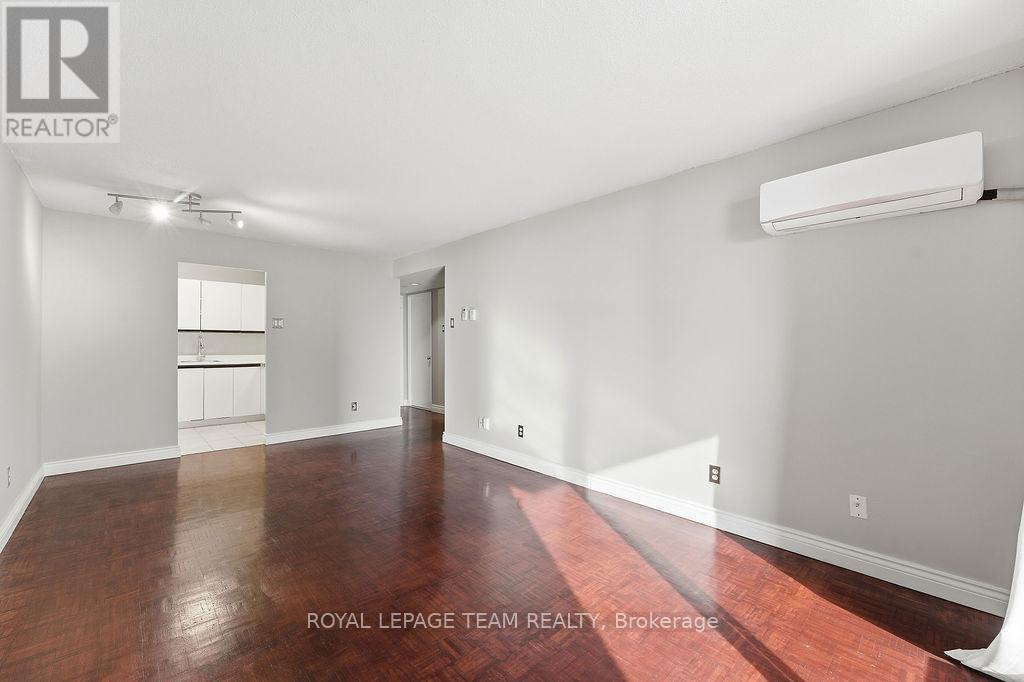 906 - 475 Laurier Avenue W, Ottawa, Ontario  K1R 7X1 - Photo 7 - X12598078