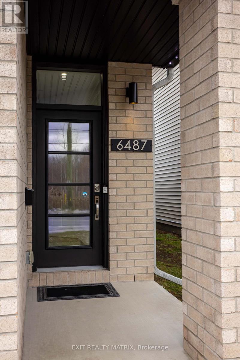 6487 Renaud Road, Ottawa, Ontario  K1W 0R8 - Photo 2 - X12598080