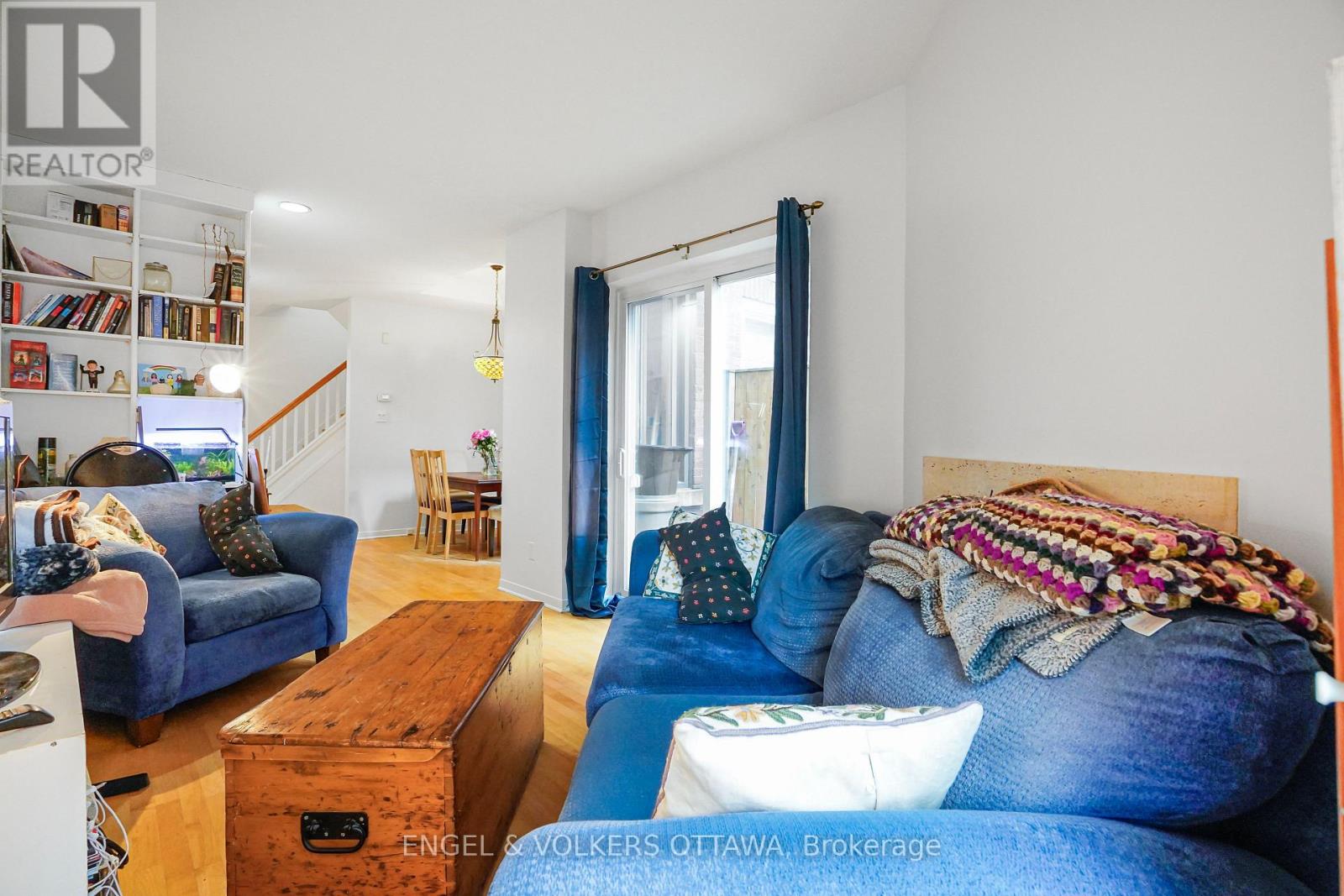 293 Somerset Street E, Ottawa, Ontario  K1N 6V9 - Photo 9 - X12598142