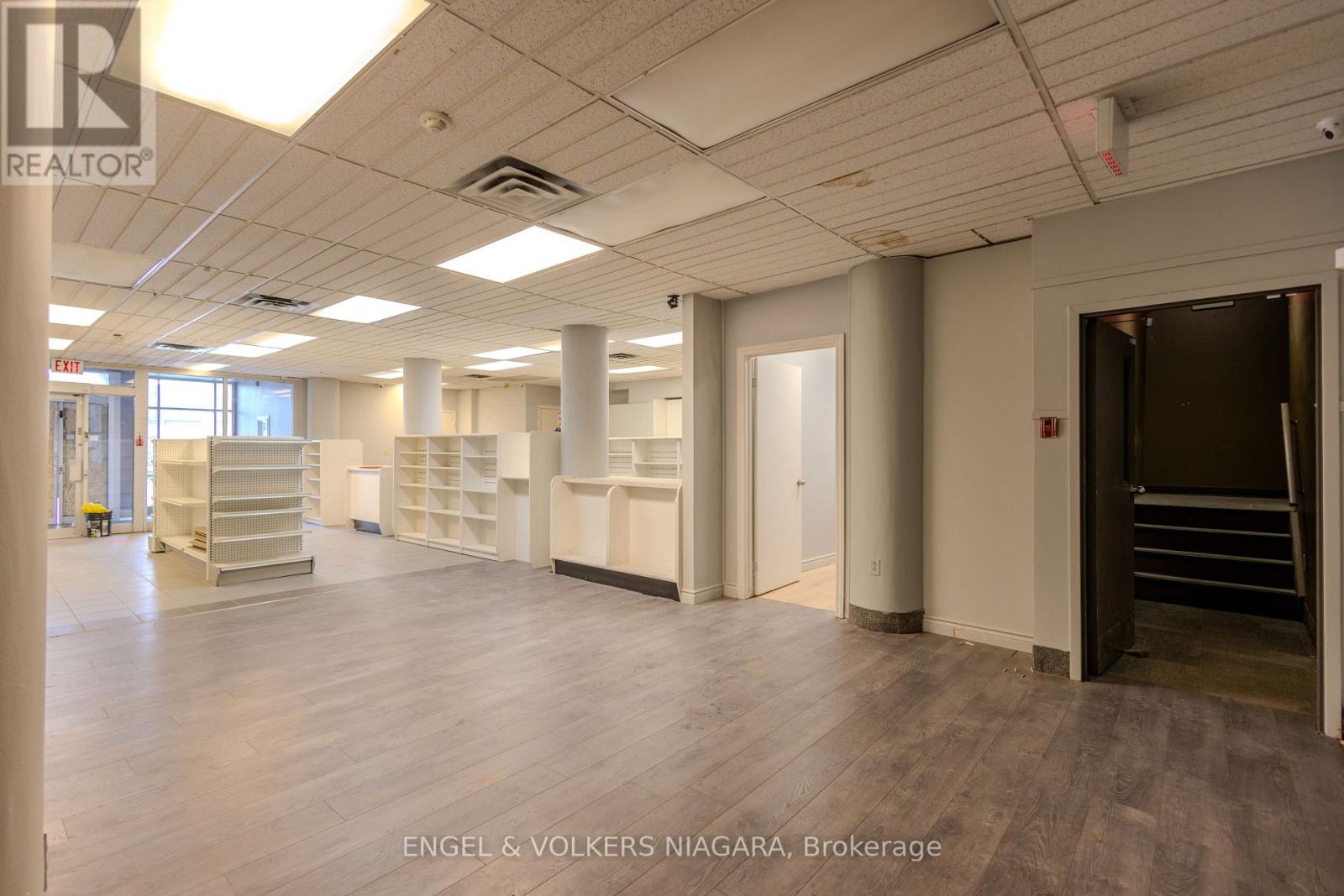 4796 Victoria Avenue, Niagara Falls, Ontario  L2E 4C3 - Photo 16 - X12597980