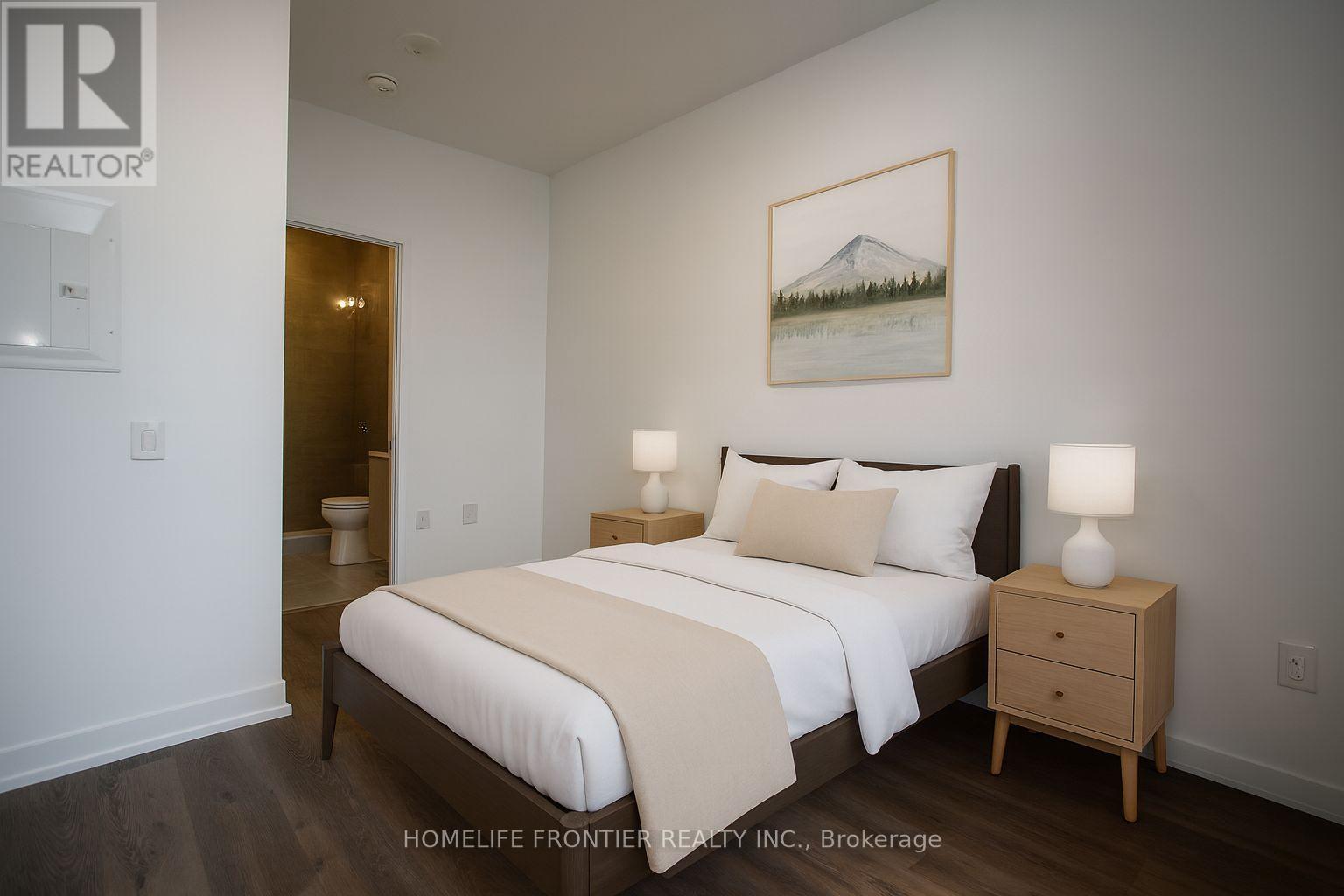 202 - 395 Square One Drive, Mississauga, Ontario  L5B 0P6 - Photo 6 - W12473406