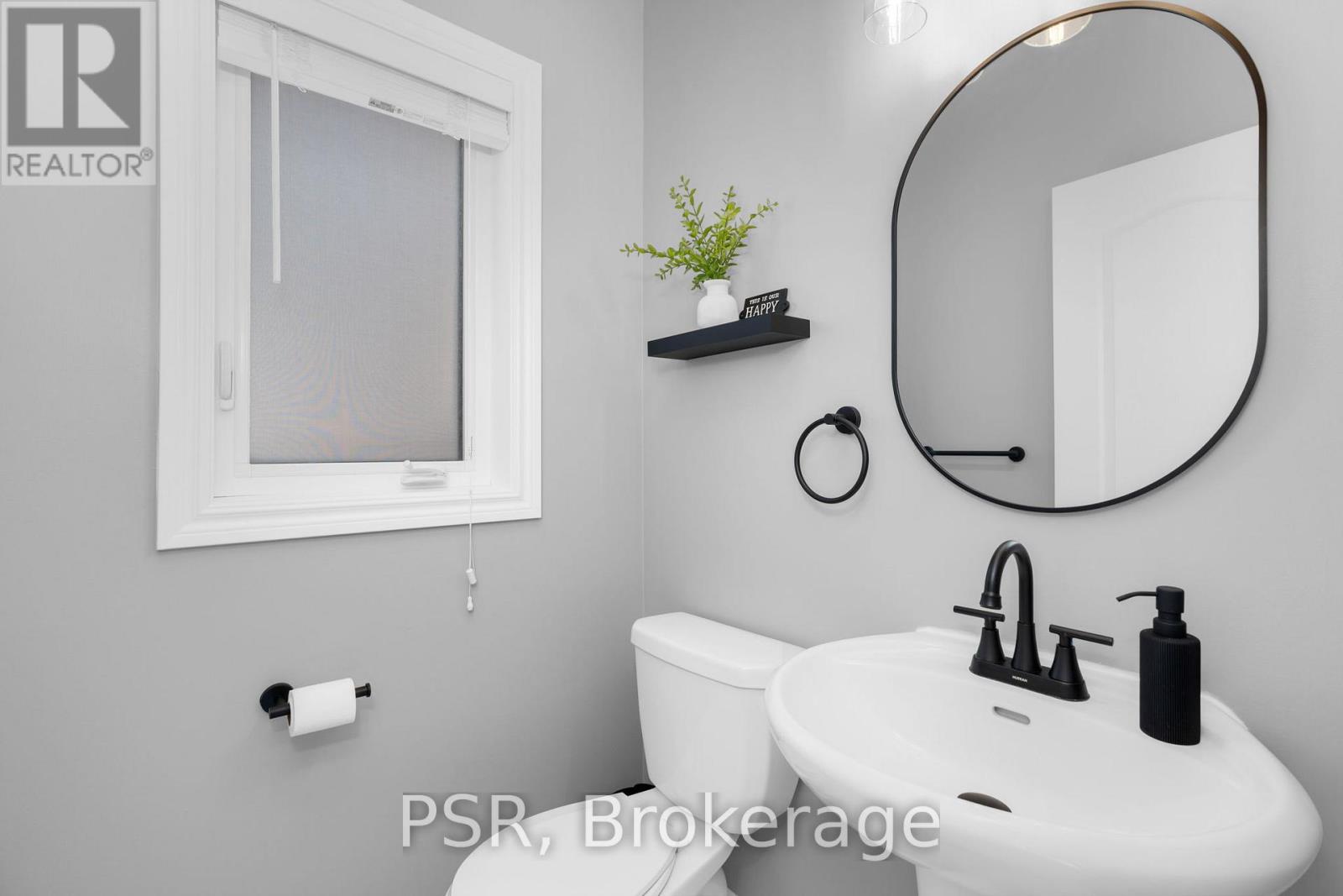 28 Battalion Drive, Essa, Ontario  L3W 0B3 - Photo 12 - N12597956