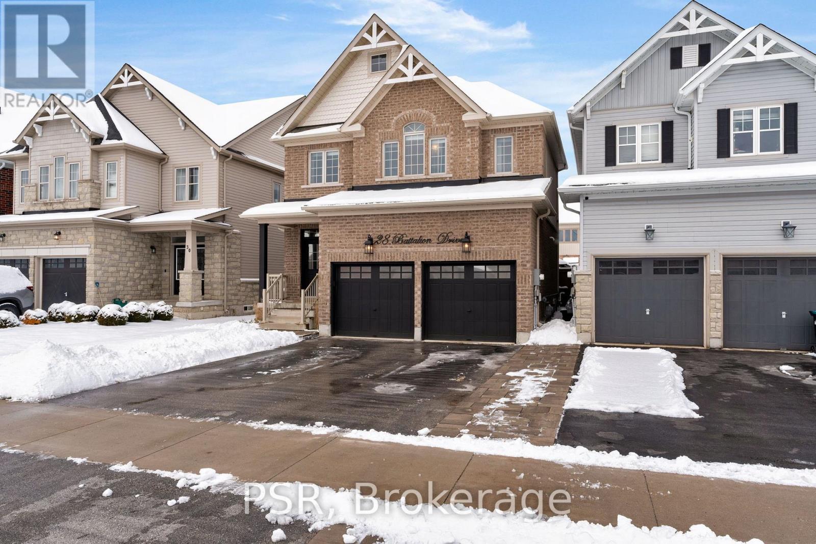 28 Battalion Drive, Essa, Ontario  L3W 0B3 - Photo 2 - N12597956