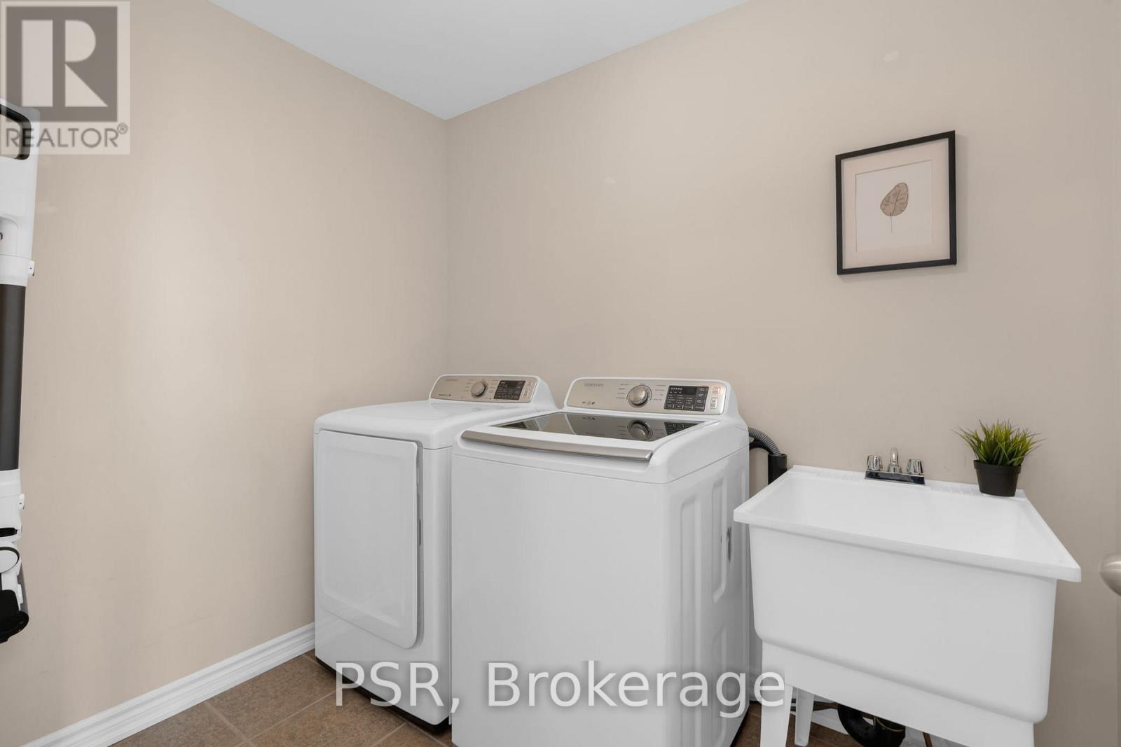 28 Battalion Drive, Essa, Ontario  L3W 0B3 - Photo 22 - N12597956