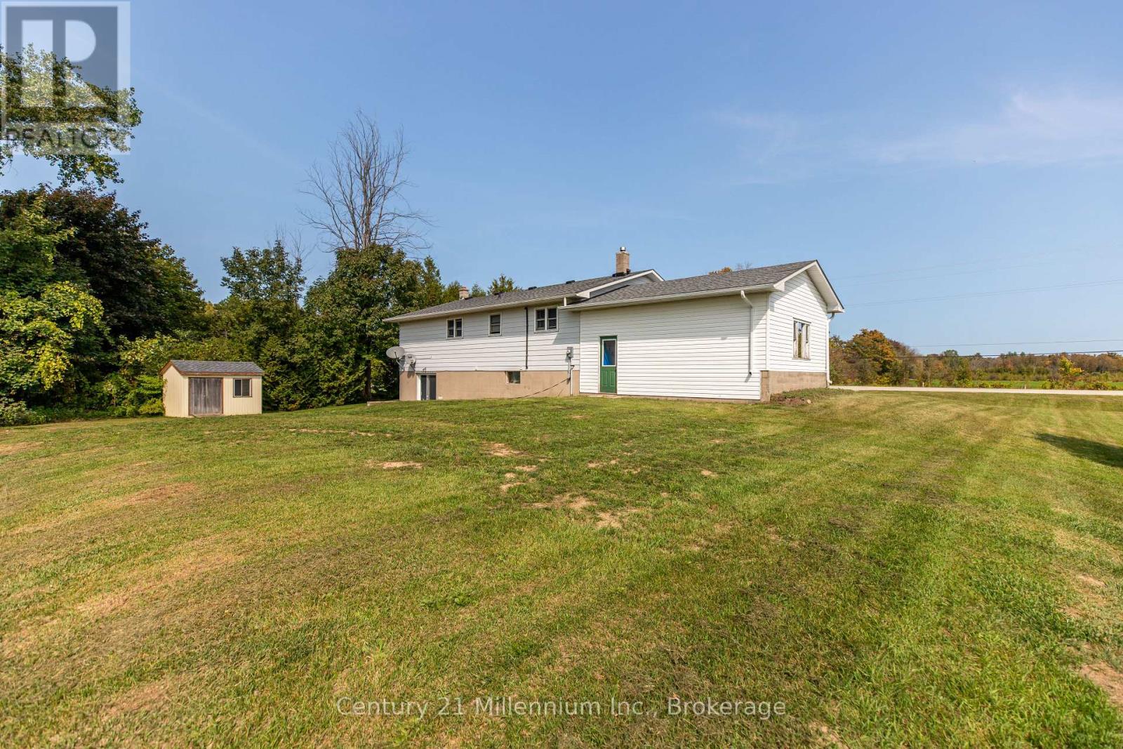 1185 Highway 6, South Bruce Peninsula, Ontario  N0H 2T0 - Photo 11 - X12598008