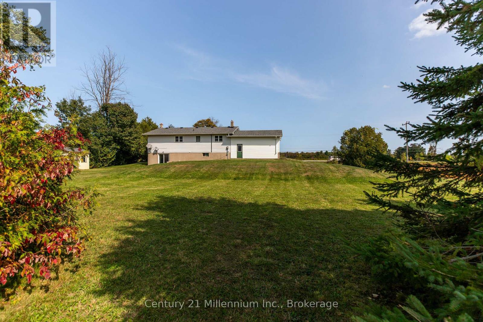 1185 Highway 6, South Bruce Peninsula, Ontario  N0H 2T0 - Photo 12 - X12598008