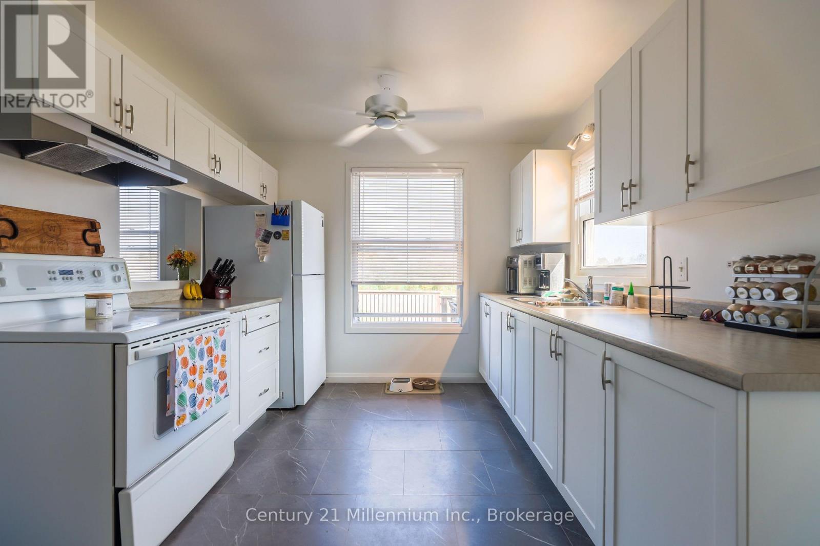 1185 Highway 6, South Bruce Peninsula, Ontario  N0H 2T0 - Photo 17 - X12598008