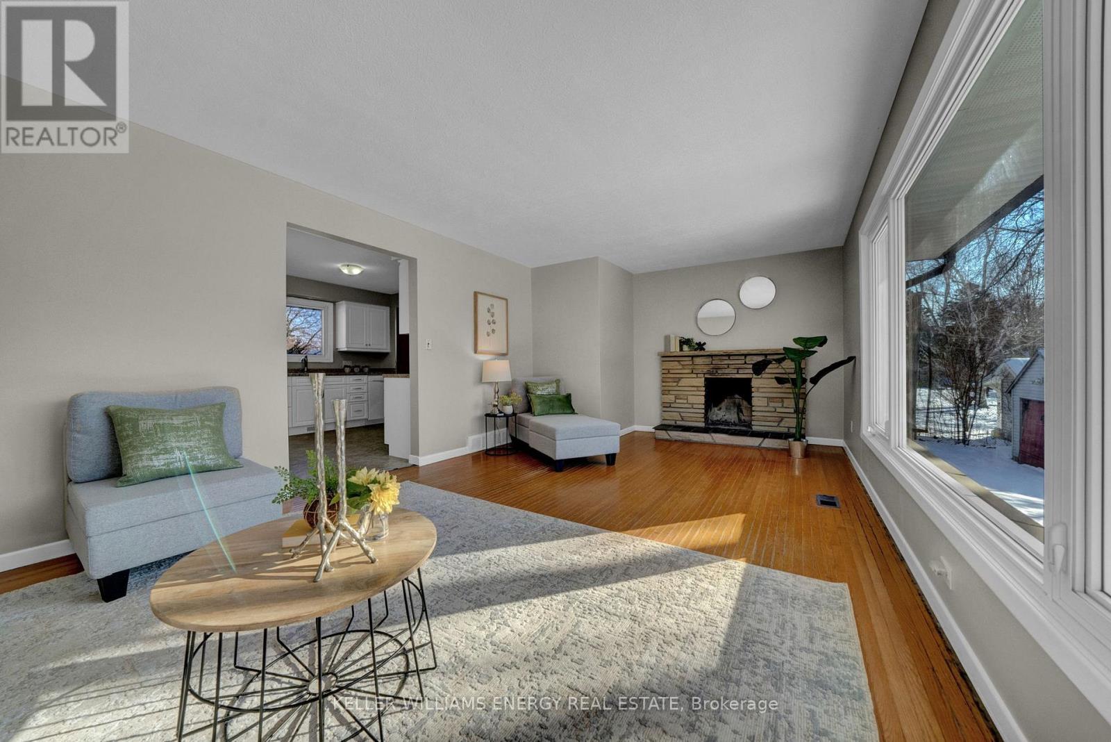 2086 Avalon Street, Oshawa, Ontario  L1L 1A7 - Photo 11 - E12598030