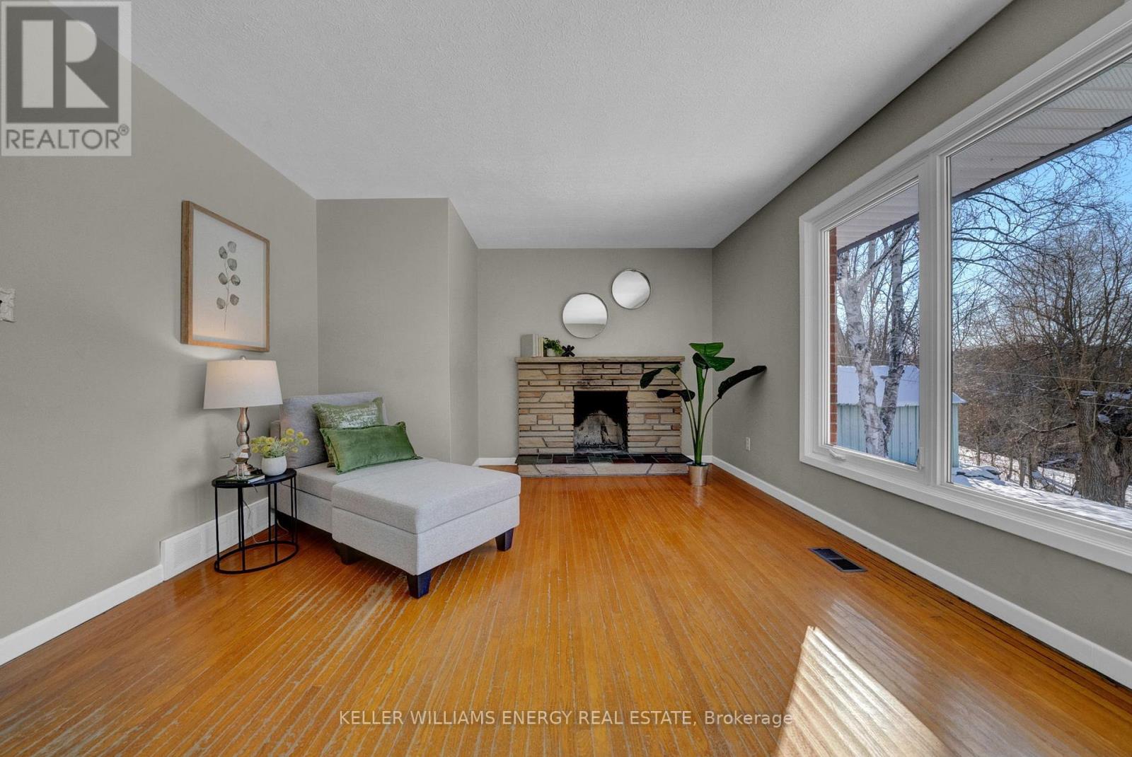 2086 Avalon Street, Oshawa, Ontario  L1L 1A7 - Photo 12 - E12598030