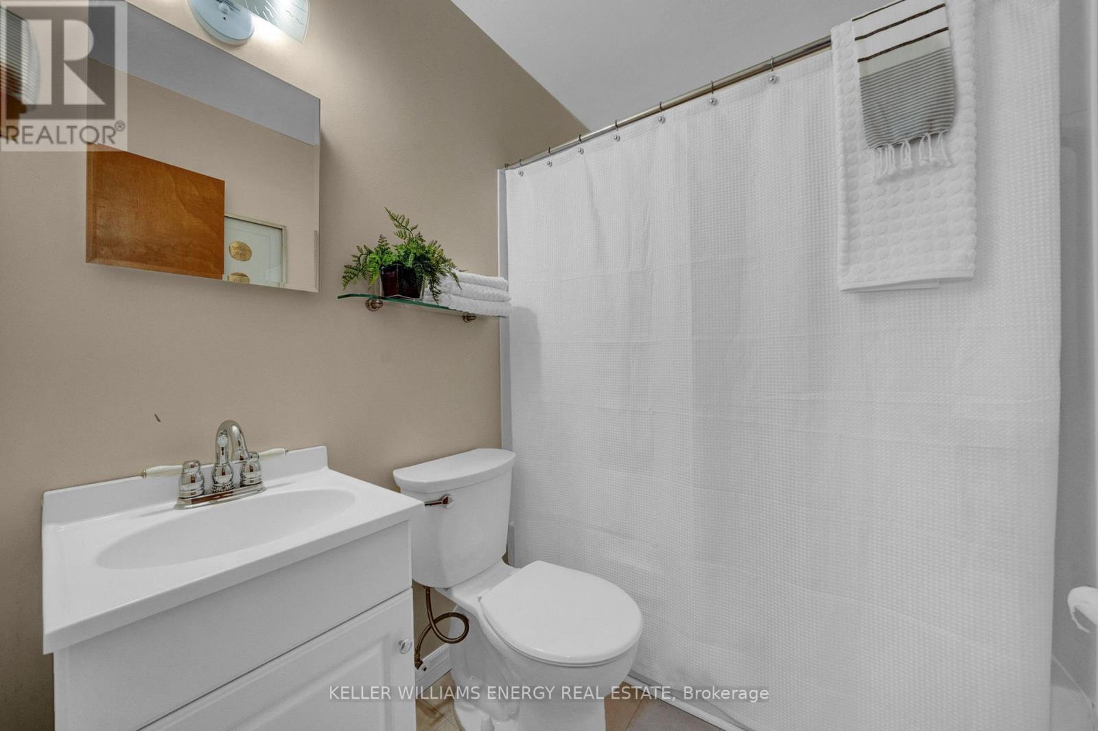 2086 Avalon Street, Oshawa, Ontario  L1L 1A7 - Photo 18 - E12598030