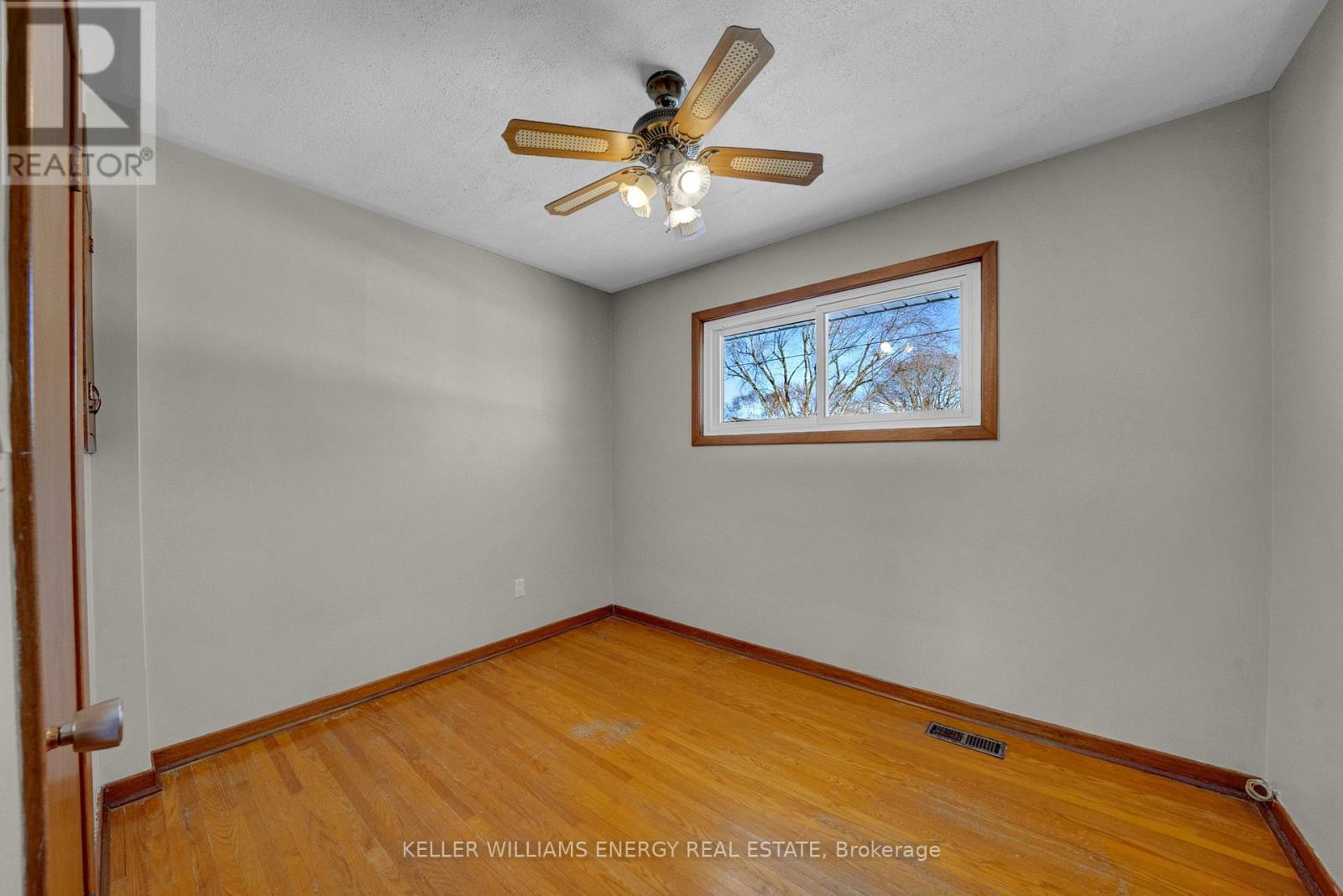 2086 Avalon Street, Oshawa, Ontario  L1L 1A7 - Photo 23 - E12598030